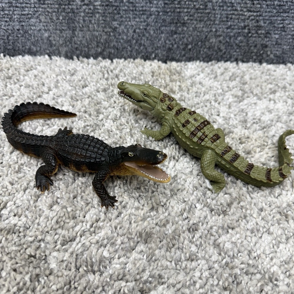 Vintage Safari Crocodile and Alligator animal toy figures lot